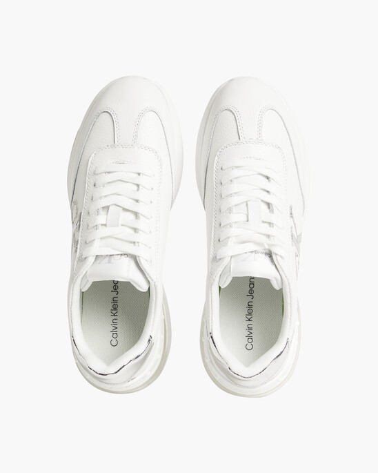 SPORTY COMFAIR LACE-UP RUNNERS