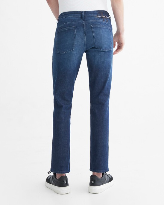 37.5 SLIM BODY JEANS