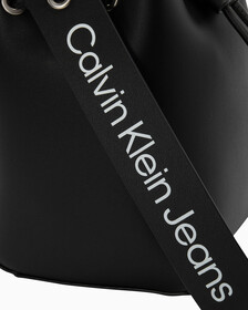 SCULPTED BUCKET BAG, BLACK, hi-res