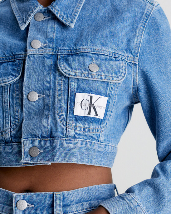 SUPER CROPPED DENIM JACKET