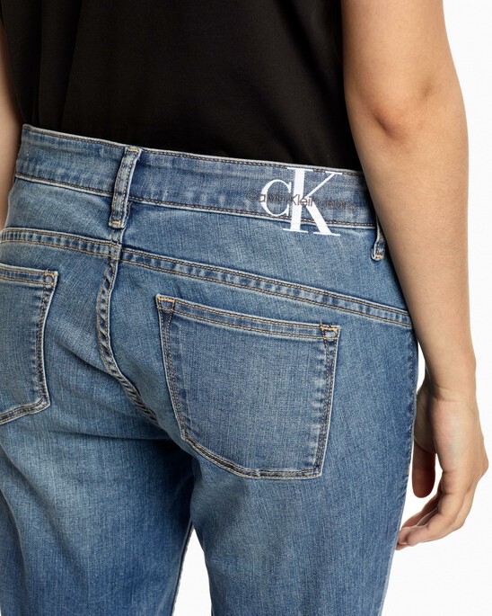 37.5 Body Ankle Jeans