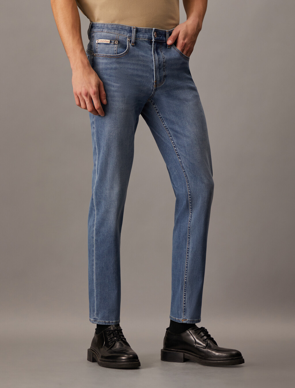 37.5 Bi-Stretch Body Taper Jeans, Denim Light, hi-res