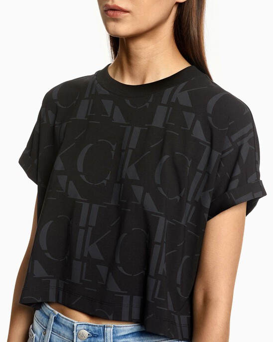 ALL OVER LOGO PRINT CROPPED TEE