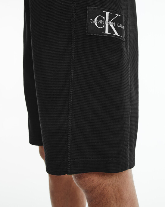MONOGRAM BADGE WAFFLE KNIT SHORTS