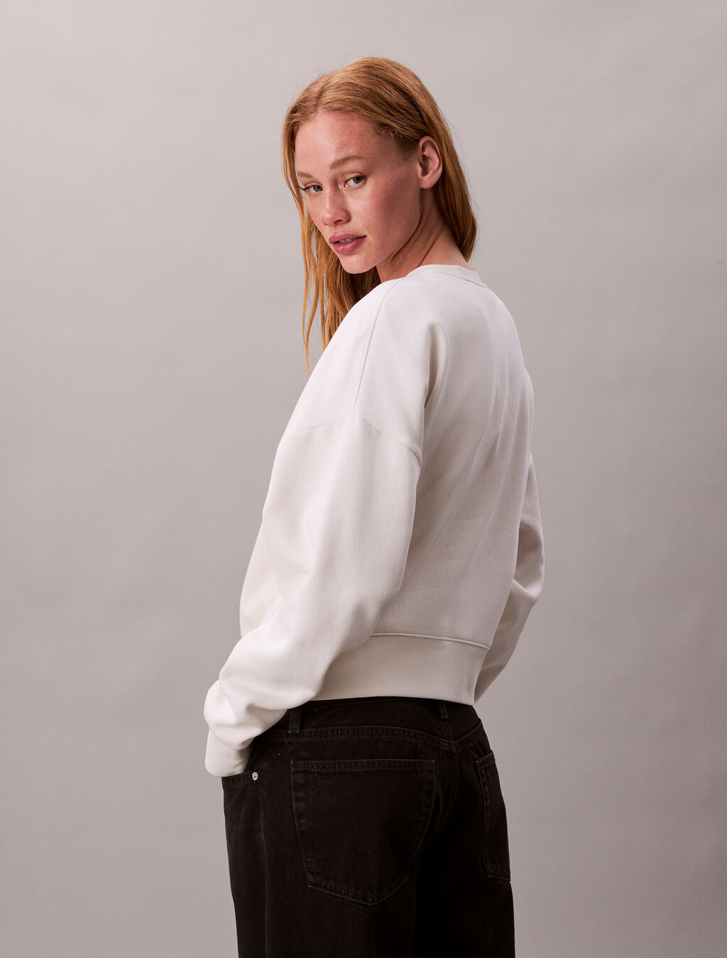 Monogram Relaxed Long Sleeve Sweatshirt, Tofu, hi-res