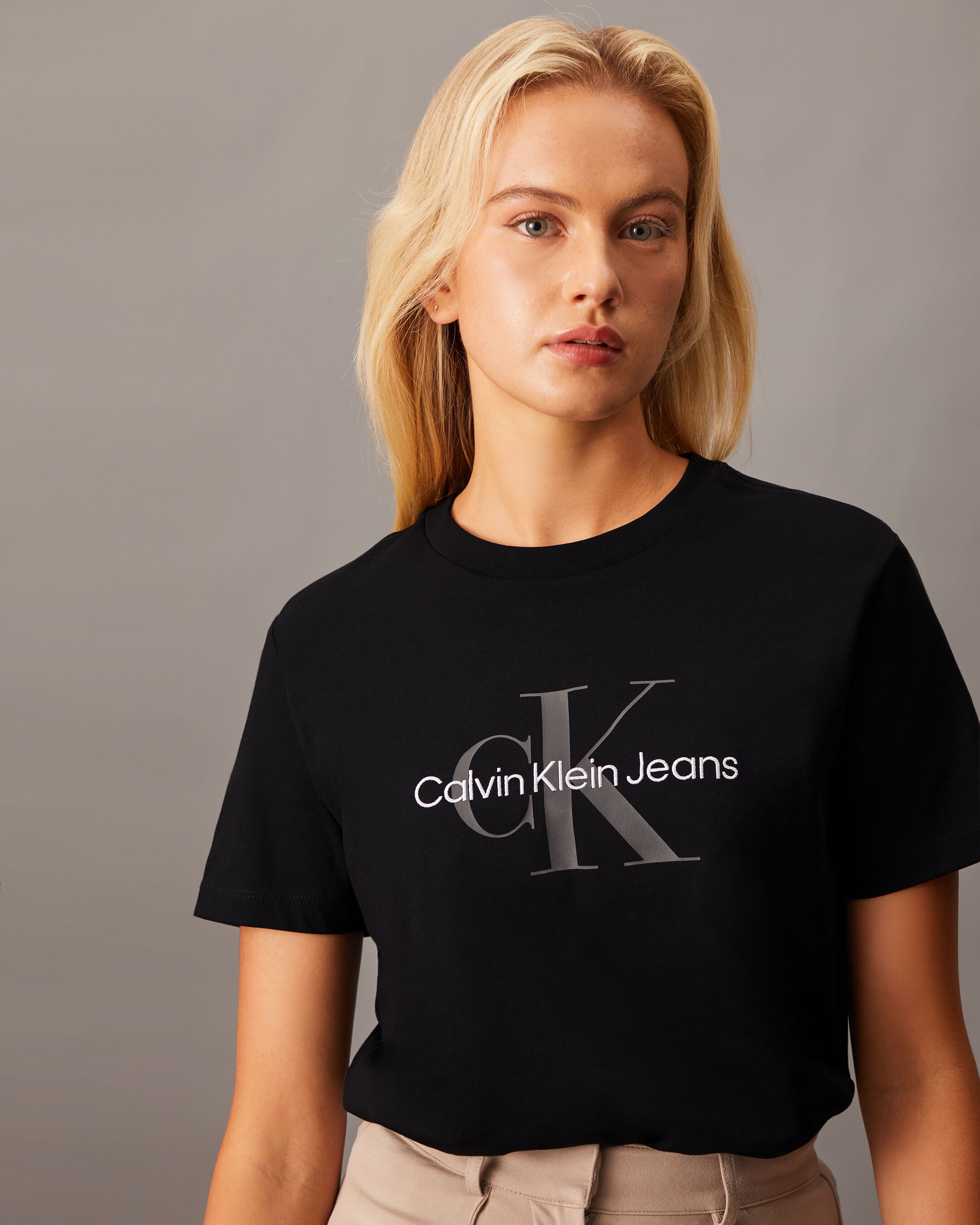 Women s T shirts Tanks Calvin Klein Malaysia