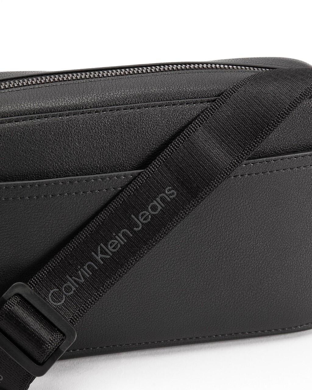 ULTRALIGHT CAMERA BAG 22CM, BLACK, hi-res