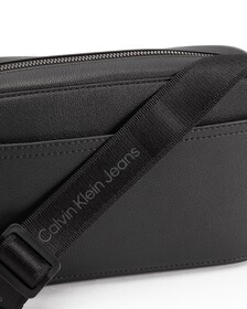 ULTRALIGHT CAMERA BAG 22CM, BLACK, hi-res