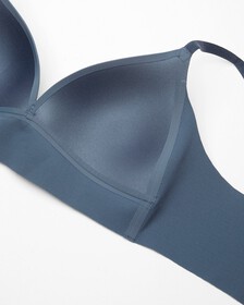 Invisibles Lightly Lined Triangle Bra, Blue Edge, hi-res
