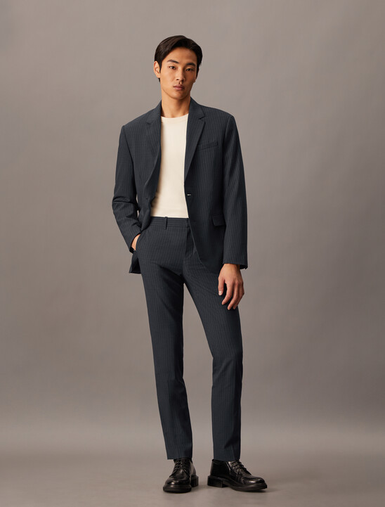 Refined Wool Blend Pinstripe Slim Blazer