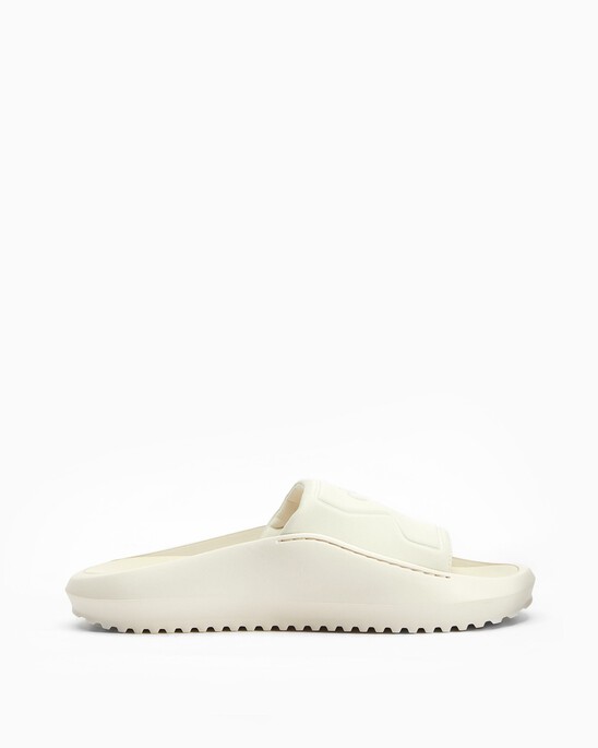 RECYCLED HYBRID SLIDERS