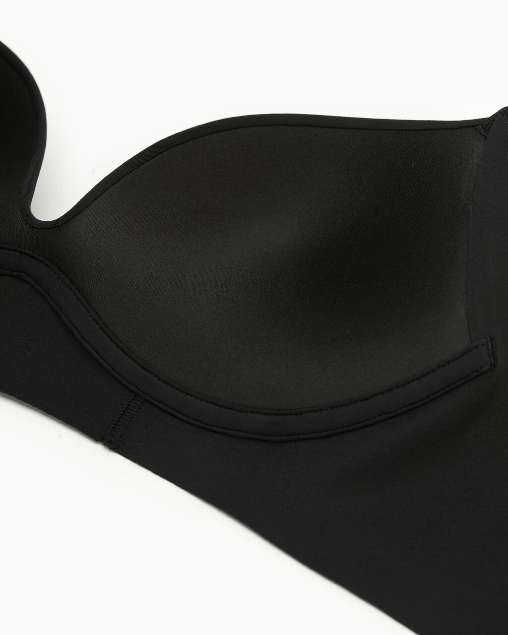 Buy Calvin Klein Underwear Lightly Lined Solid Push Up Plunge Bra 