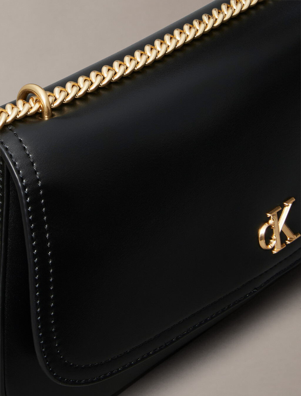 Monogram Logo Hardware Chain Shoulder Bag, BLACK / ANTIQUE LIGHT GOLD, hi-res