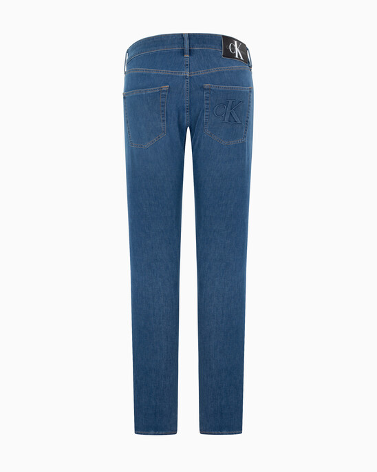 Ultimate Stretch Modern Taper Jeans