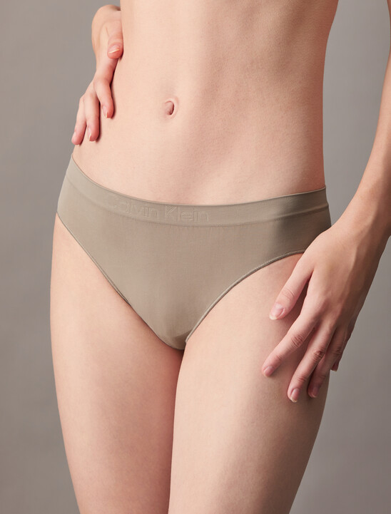 Fusion Flex Seamless Bikini