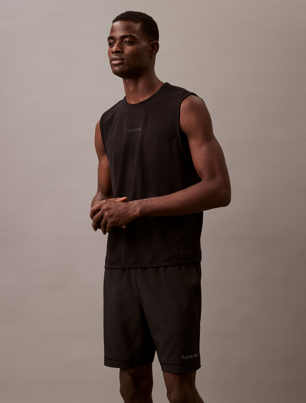 Essential Woven Short, Black, hi-res