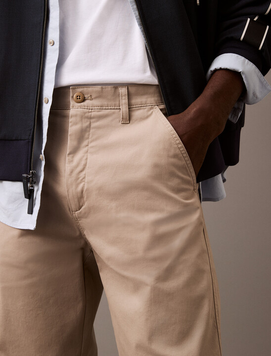 90s Straight Twill Chinos