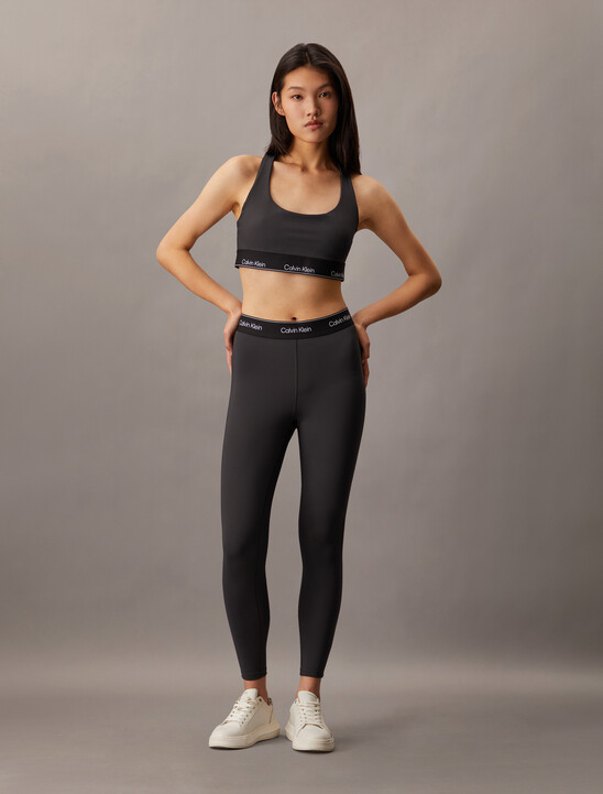 Essentials Modern Medium Support Bra