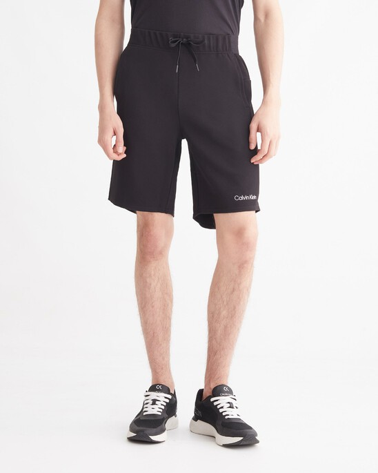 ACTIVE ICON SWEAT SHORTS