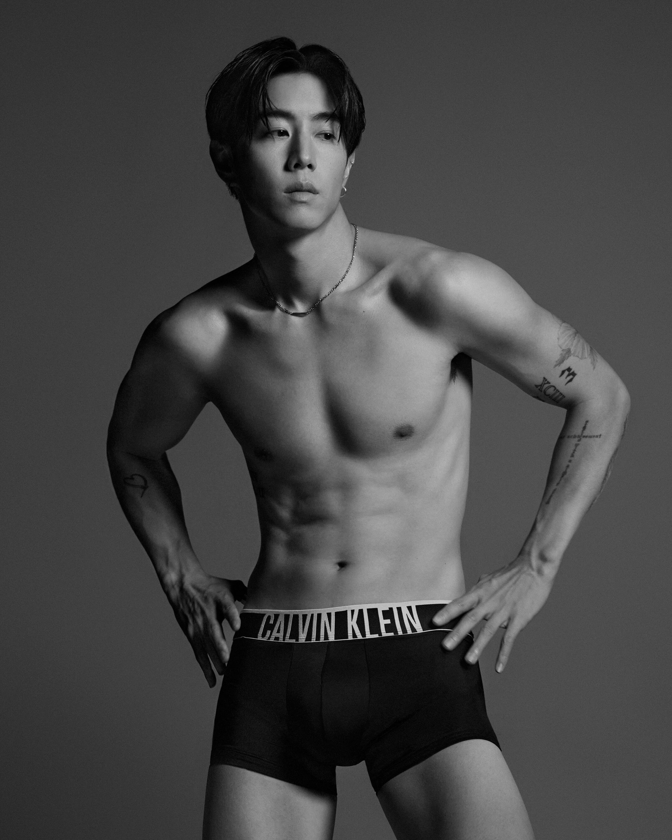 White boxer outlet briefs calvin klein