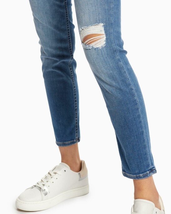 RECONSIDERED FOREVER STRETCH BODY ANKLE JEANS