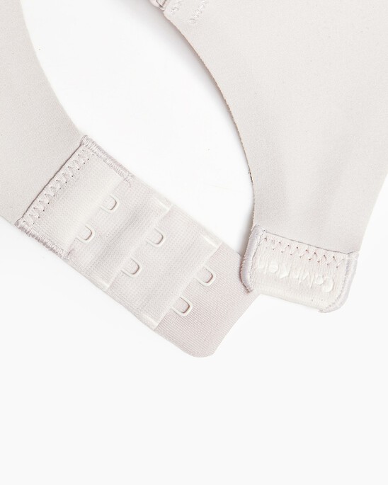 Invisibles Line Extension Push Up Plunge Bra