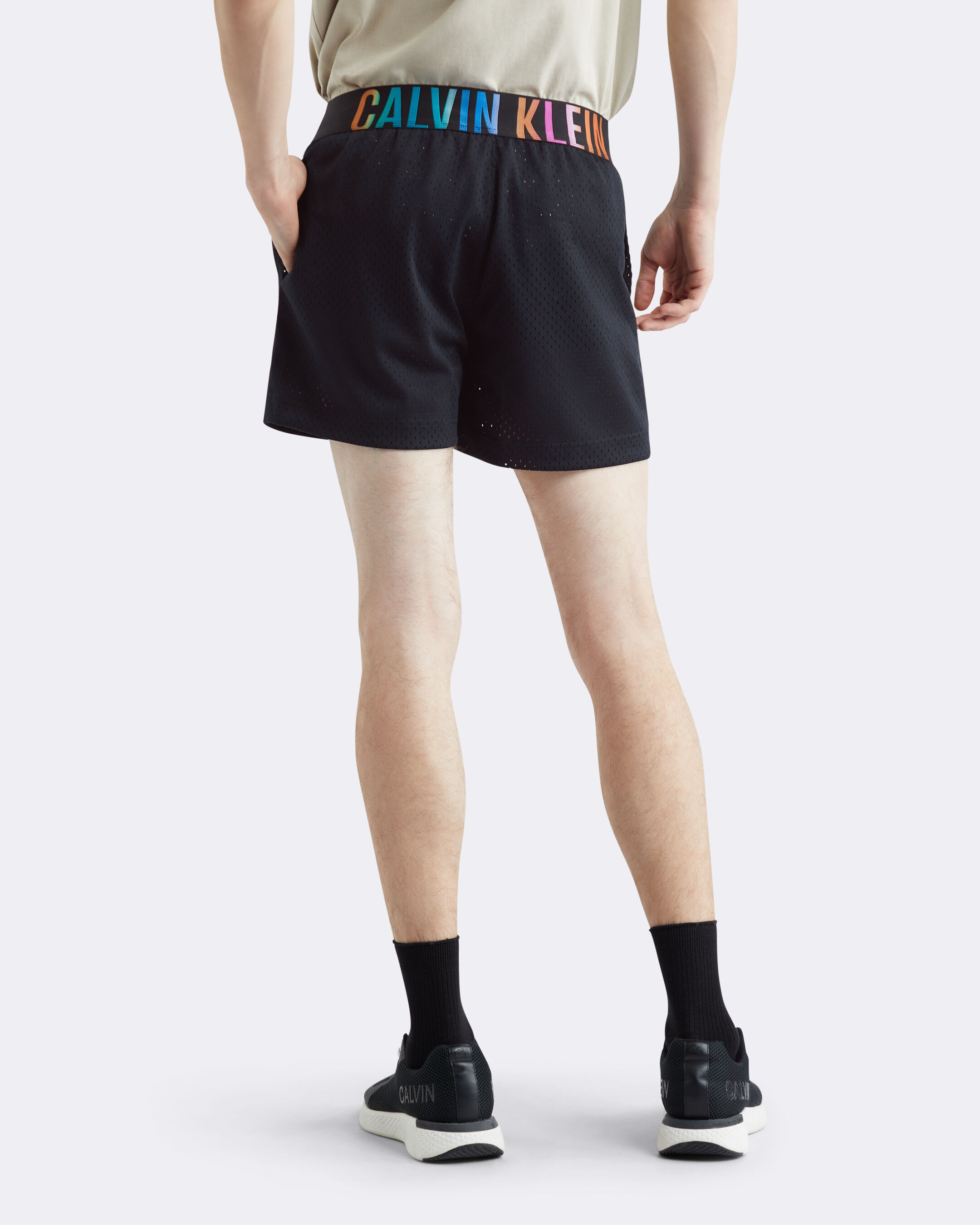 Calvin klein logo 2025 shorts
