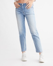 Italian Selvedge Mid Rise Boyfriend Jeans, Medium, hi-res
