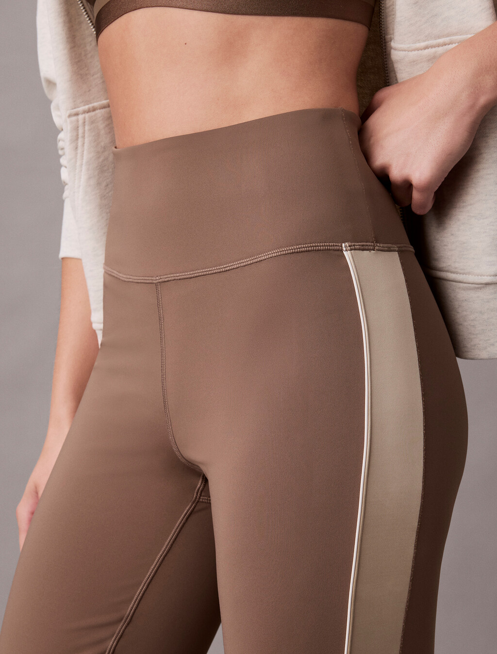 Shine Stripe Flared Leggings, Shitake, hi-res