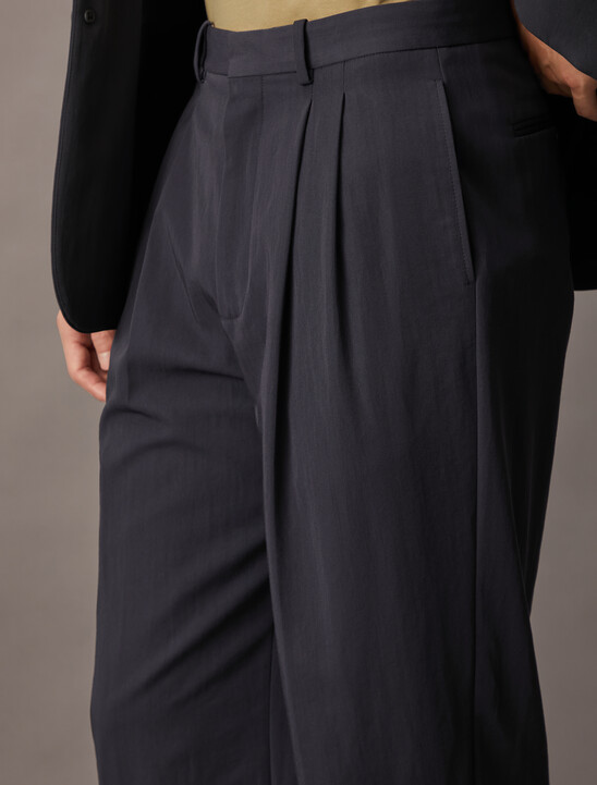 PLEATED PANTDark Sapphire