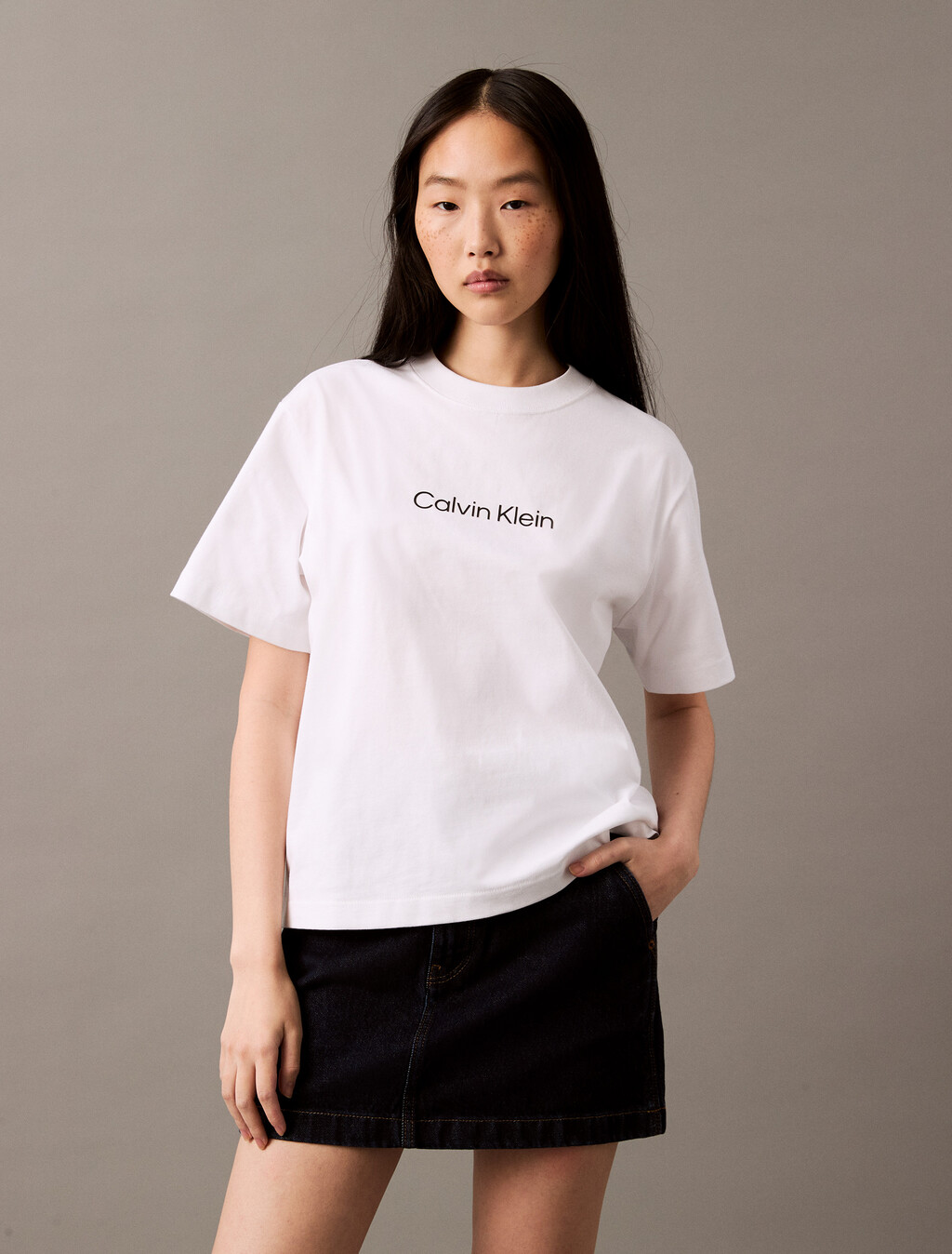 Relaxed Standard Logo Crewneck Tee, Brilliant White, hi-res