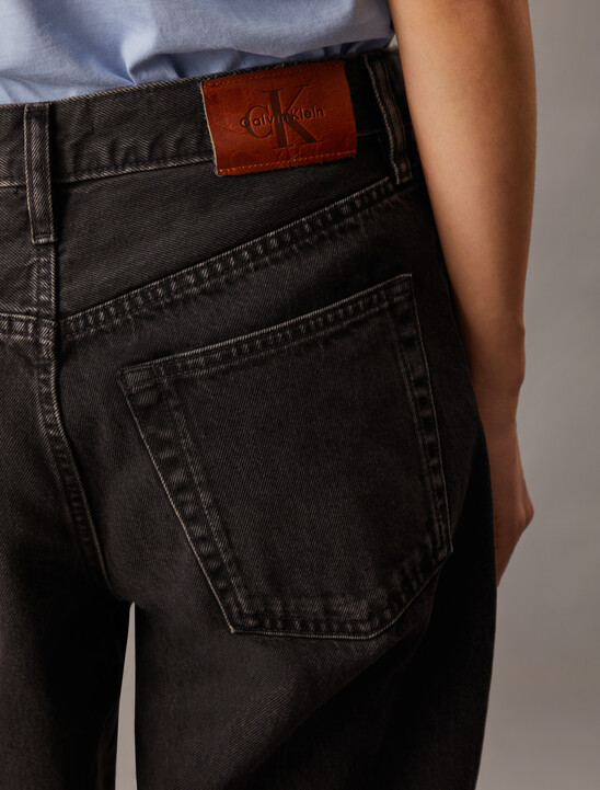90's Loose Jeans