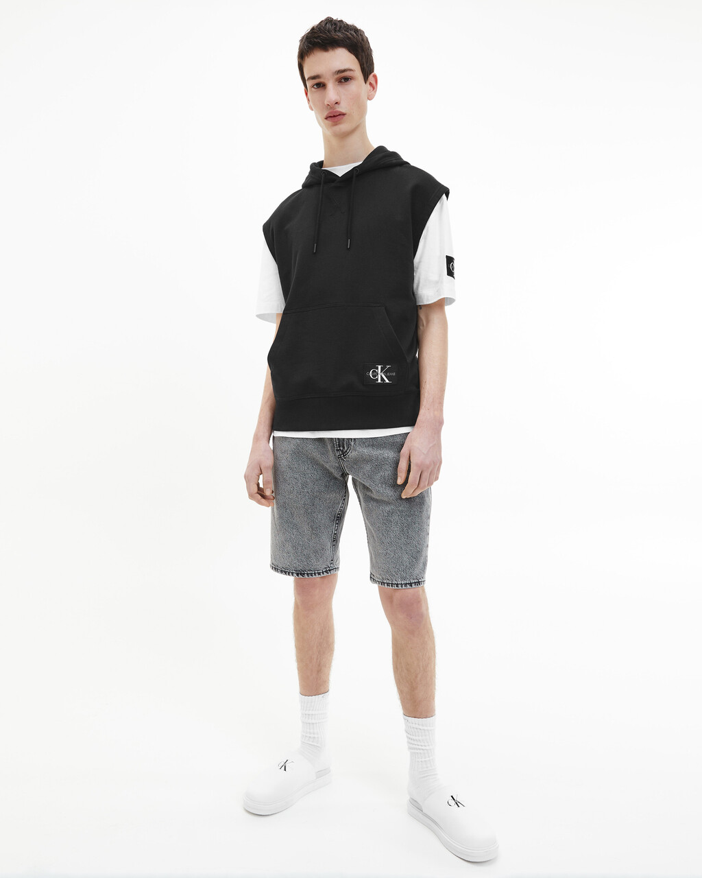 Monogram Badge Sleeveless Hoodie, Ck Black, hi-res