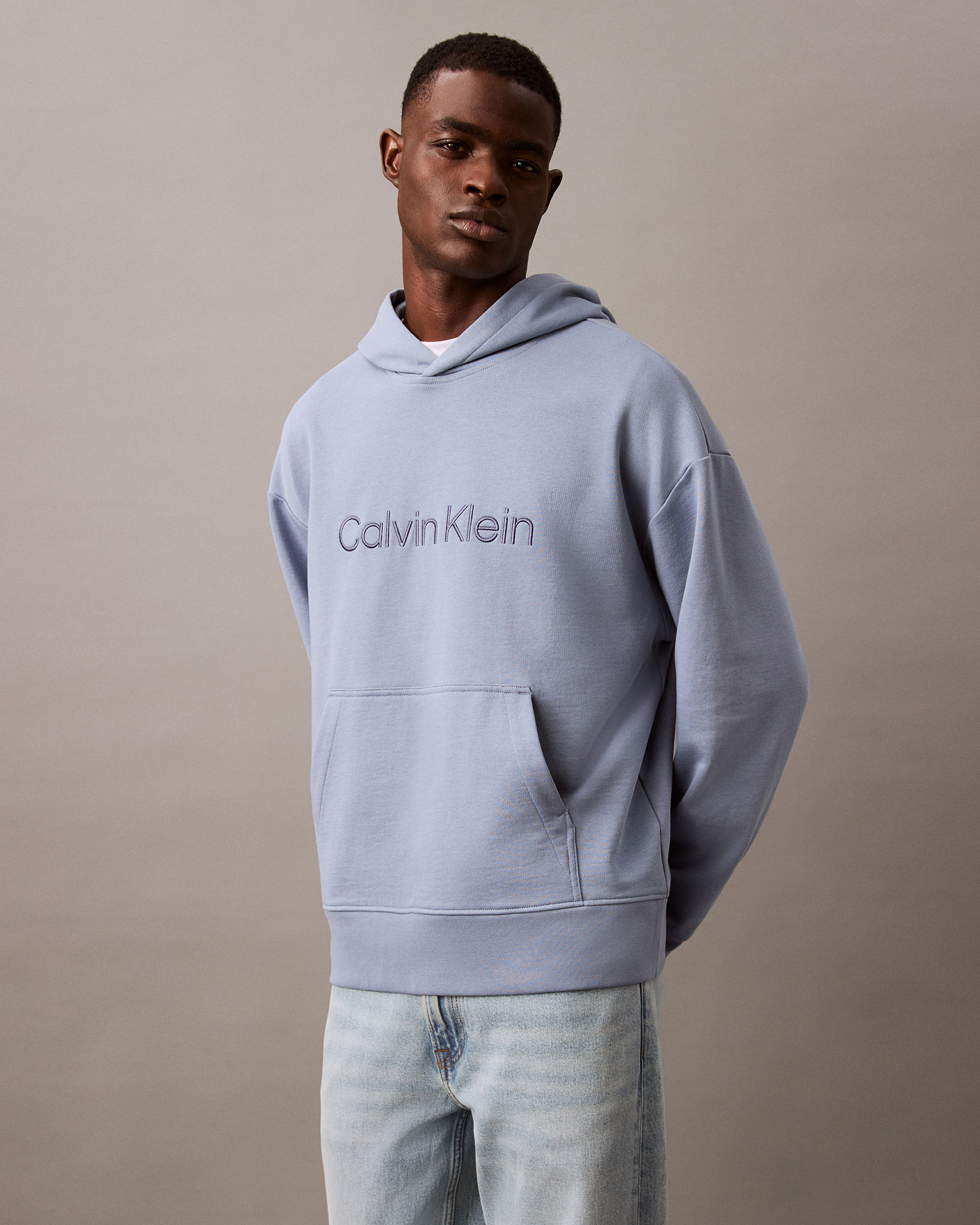 Hoodies calvin klein sale