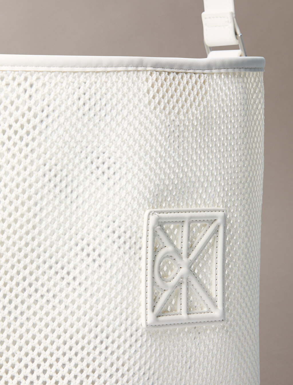 Mesh Emblem Logo Bucket Bag with Pouch, White Alyssum, hi-res