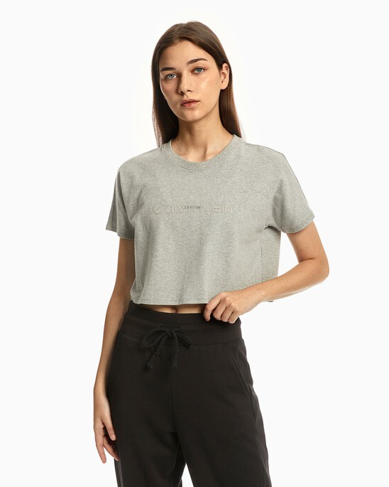 EMBOSSED ICON CROPPED TEE