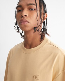 CALVIN LOGO CREW NECK TEE, Croissant, hi-res