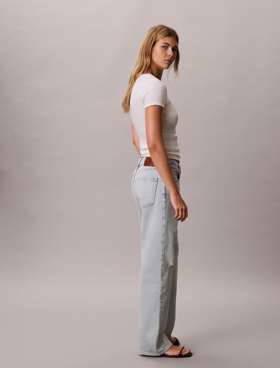 90's Straight Distressed Jeans