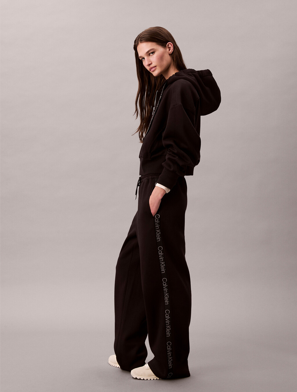 Logo Tape Zip Hoodie, Black, hi-res