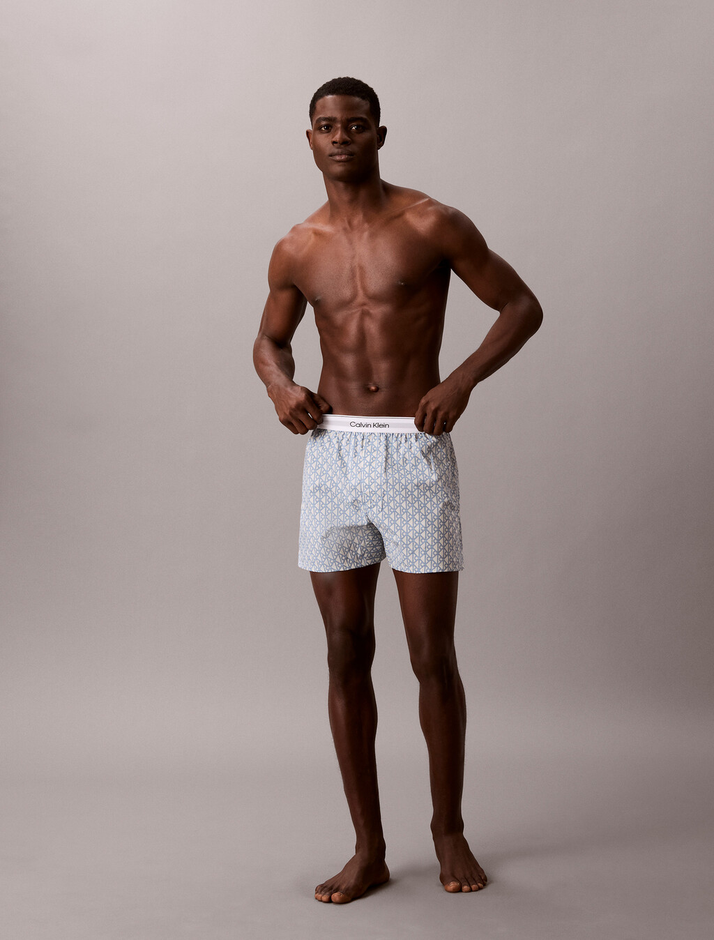 Cotton Poplin Traditional Boxers, ICON COTTON EMBLEM CHALK/GULF BLUE, hi-res