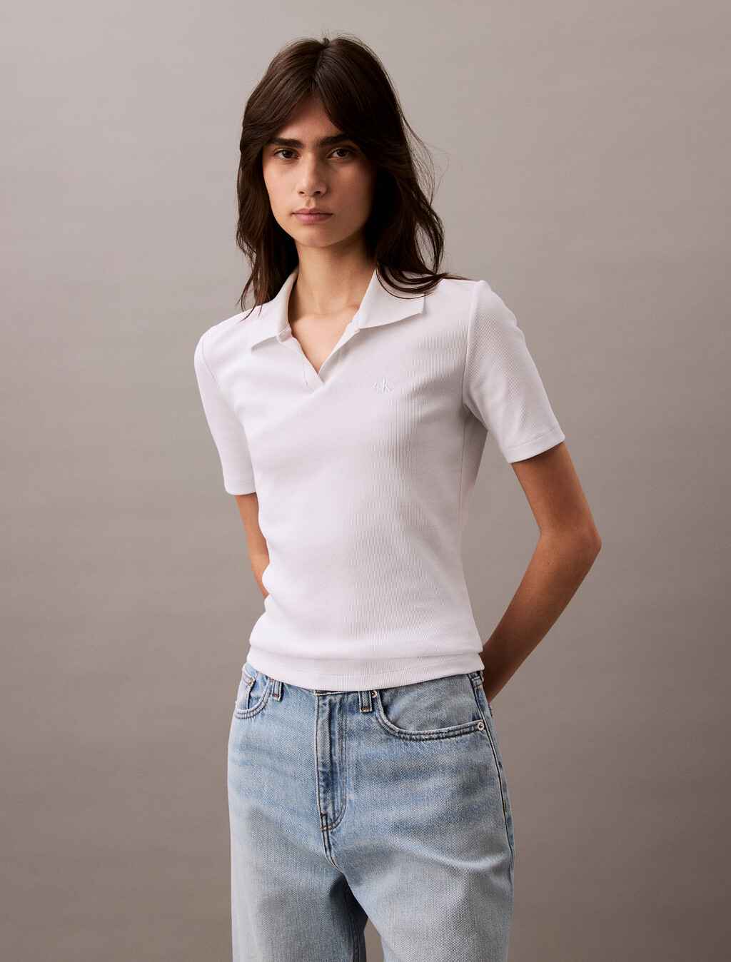 Essential Slim V Neck Polo, Brilliant White, hi-res