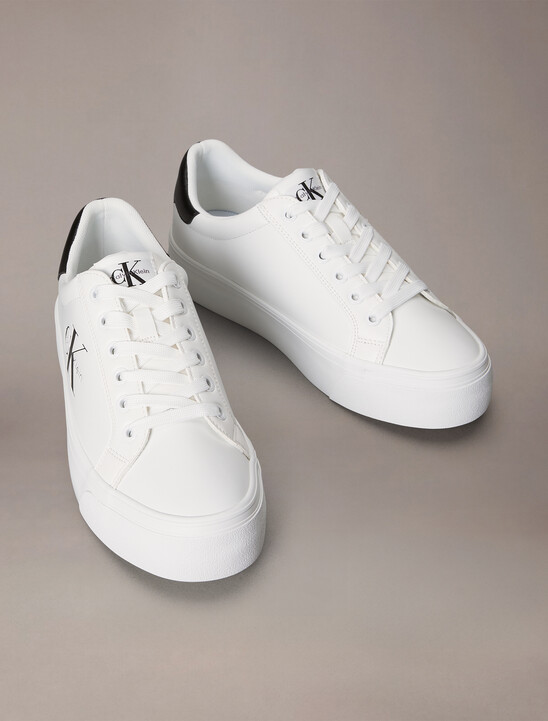 Vulcanized Flatform Lace Up Trainer