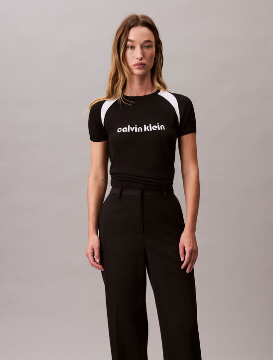 Contrast Logo Graphic Slim T-Shirt