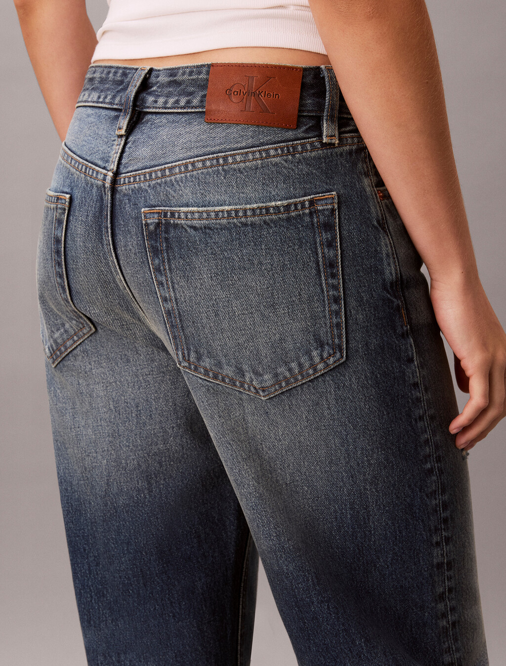90s Straight Distressed Jeans, WORN PEAK, hi-res