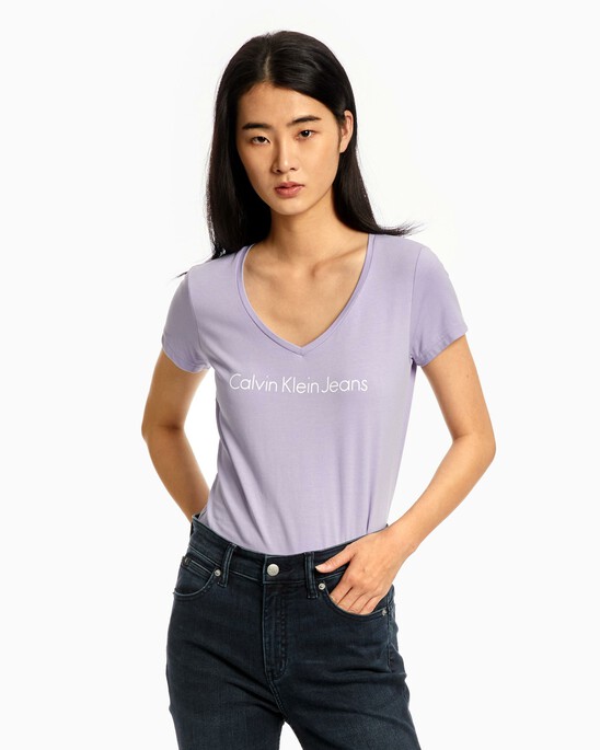V NECK LOGO TEE