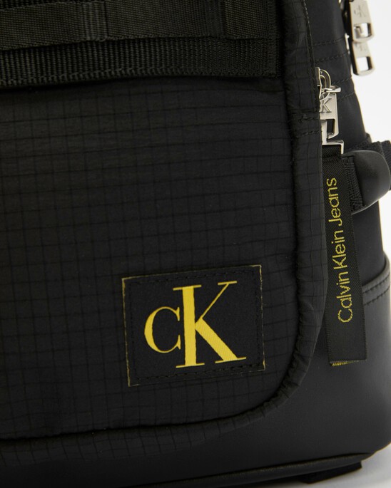 MIX MATERIAL CAMPUS BACKPACK