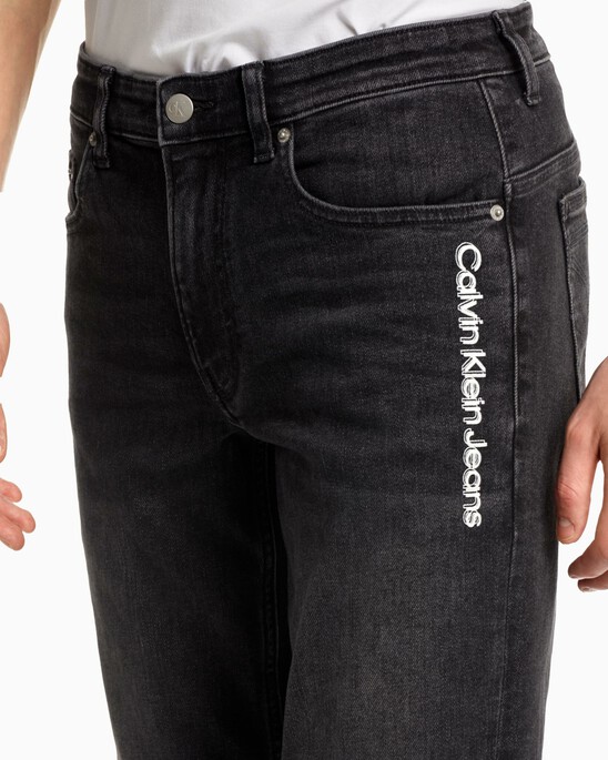 RECONSIDERED CKJ 027 BODY JEANS