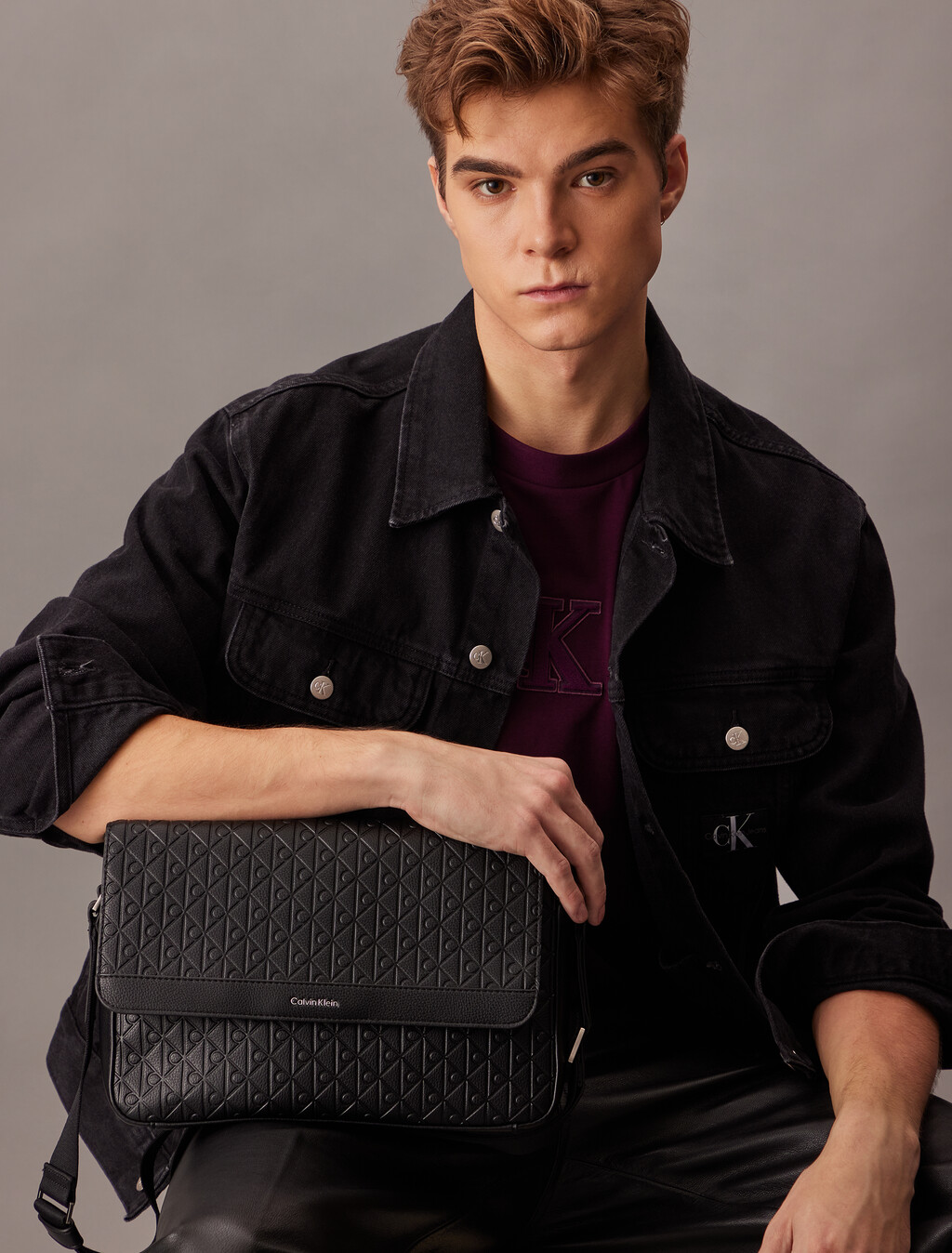 Embossed Emblem Logo Flap Messenger Bag, Black, hi-res