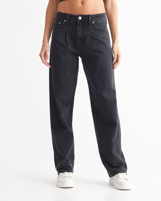 Sustainable 90s Straight Jeans