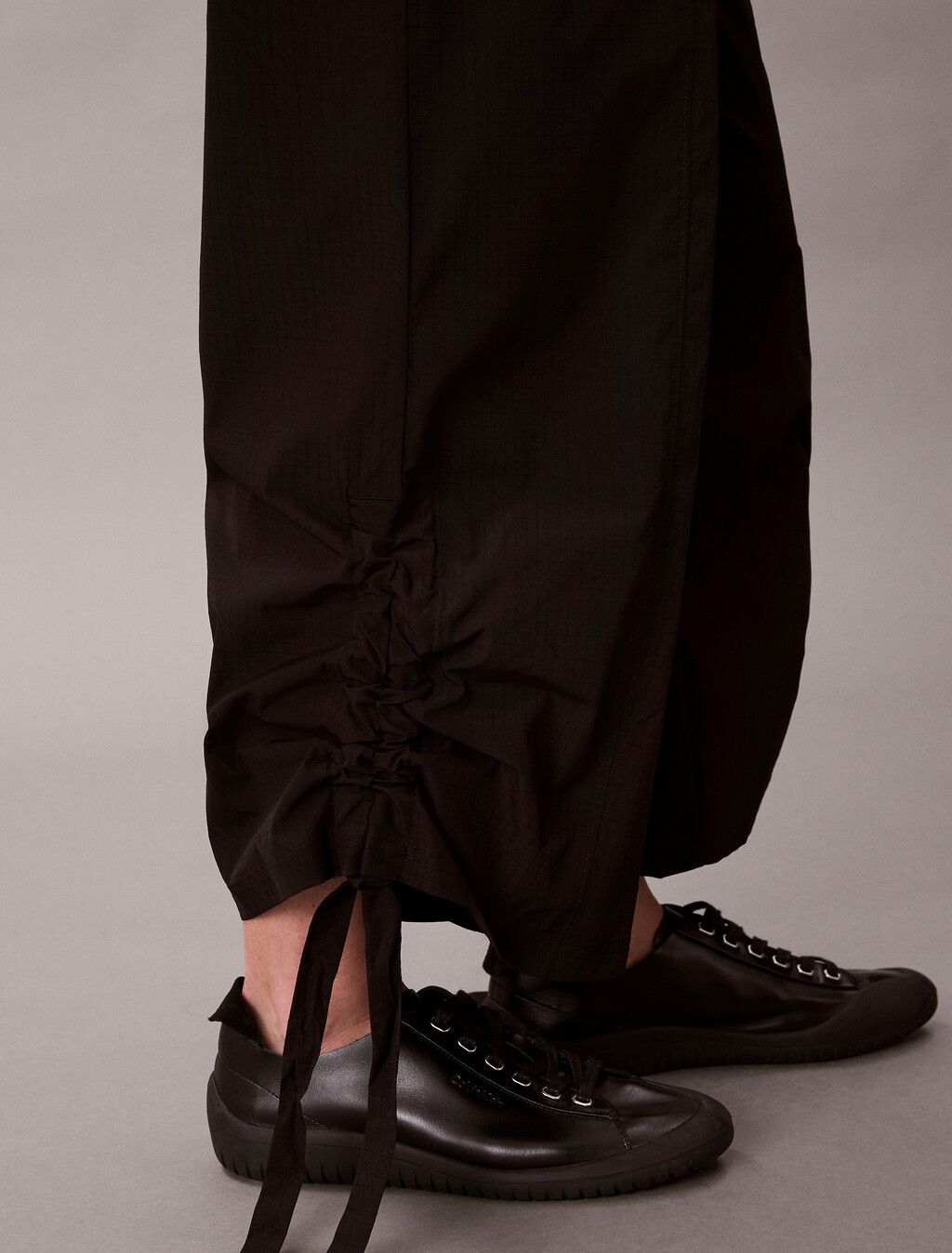 Commuter Capri Cargo Pant, Black, hi-res